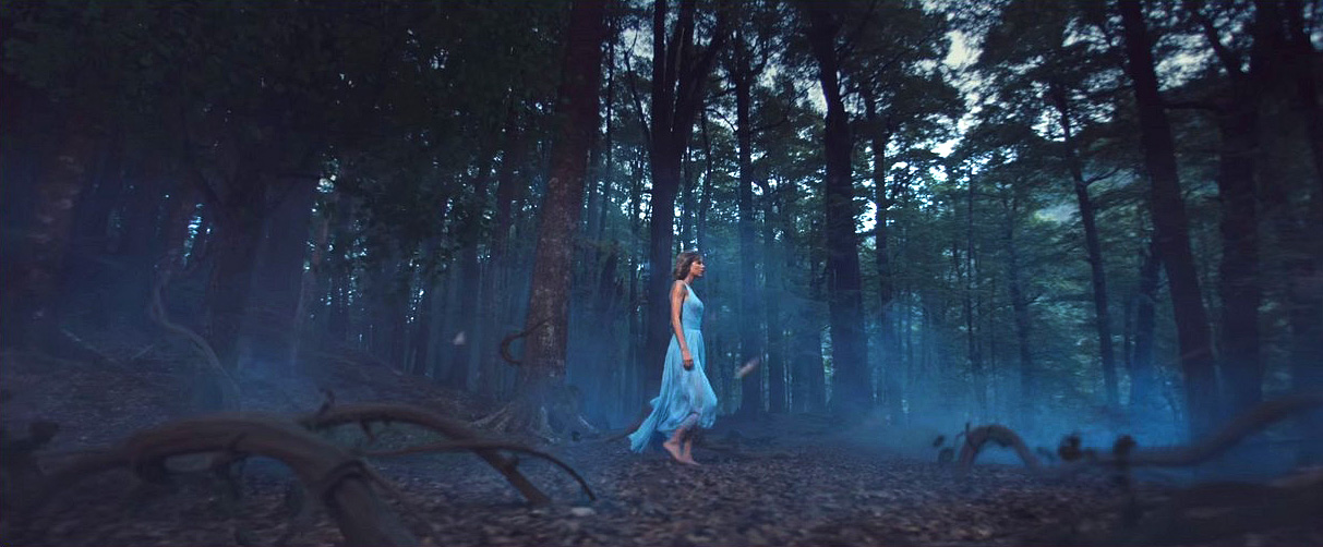 taylor-swift-out-of-the-woods-music-video-stills-10